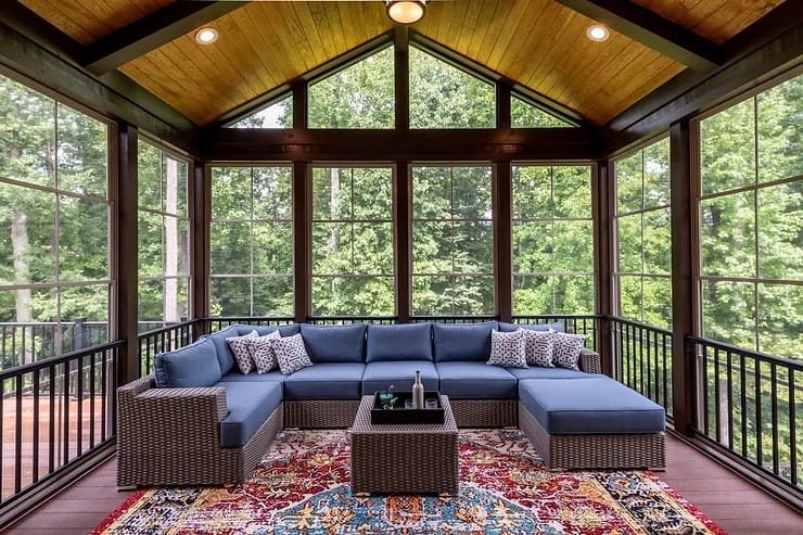 Single-storey home addition in South Georgian Bay by Mighton Construction