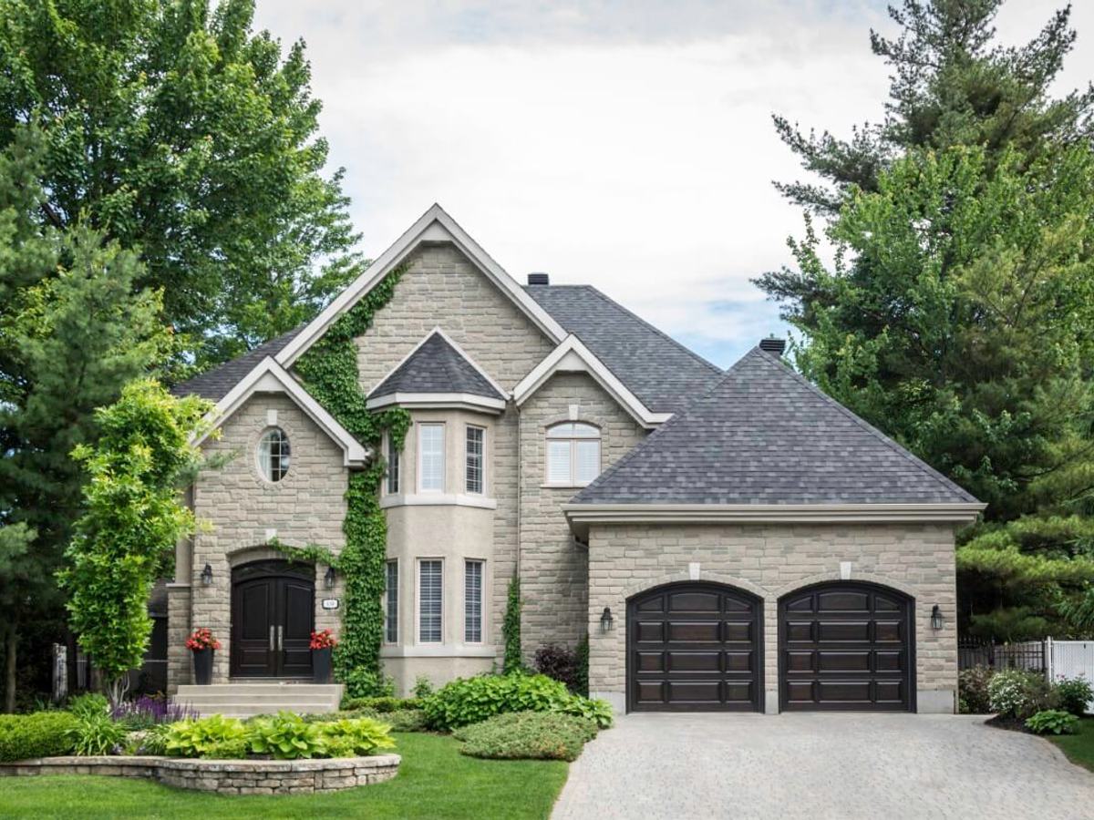 Custom Homes by Mighton Construction