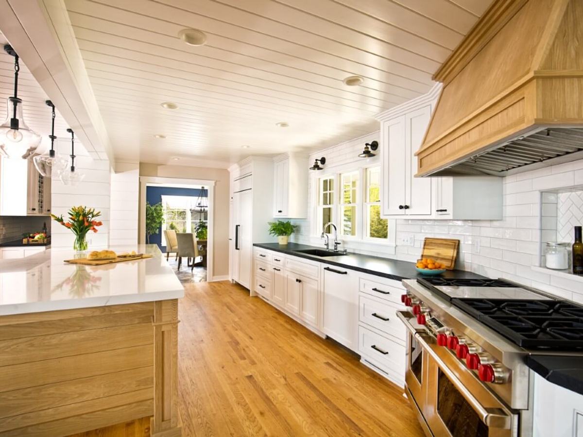 General Contracting project photo 1 by Mighton Construction